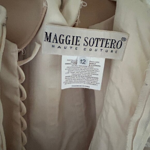 Maggie Sottero Wedding Dress Malina size 12 Ivory/Gold/Pewter - Picture 10 of 11